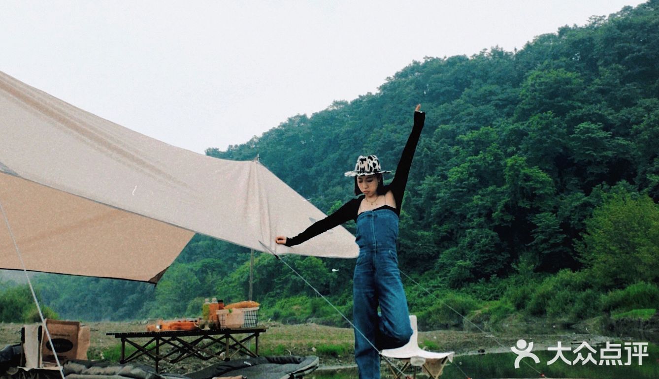 成都周边｜彭州玩水小众露营地⛺️酷girl穿搭