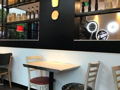 大堂-必胜客(武汉欢乐谷店)