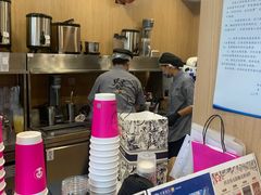 -霸王茶姬(南强街店)