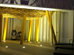 -上海滴水湖皇冠假日酒店