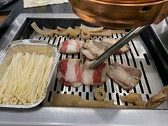 -臻牛烤肉