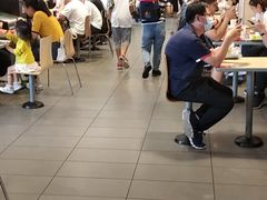 -麦当劳(军博店)