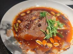 -万重锦·人文川菜馆(骡马市店)