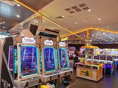 -反斗乐园π·电玩·高空拓展·蹦床(龙华天虹店)