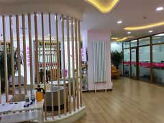 -爱月宝月嫂·育儿嫂(哈尔滨总店)