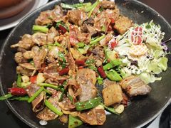 -桥边小楼·手工云南菜·古城观景小楼