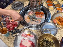 -姜胖胖韩式自助烤肉(光明万达店)