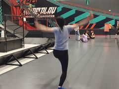 -极限PLAY运动娱乐新世界·团建派对潮玩休闲馆·室内蹦极高空游乐园