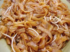 干炒牛河-贞姨美食·老字号海鲜大排档