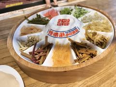 -怪噜范·老贵阳街头名小吃(鸿通城店)