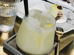 -UNI UNI(环亚凯瑟琳店)