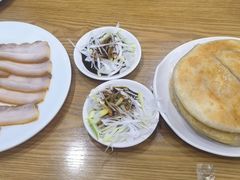 -李连贵熏肉大饼(沈阳站店)