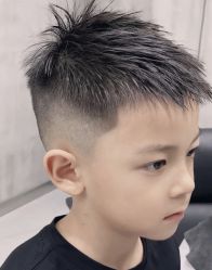 点击看大图 -十六番发型师事务所