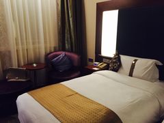 -上海浦东假日酒店