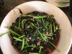 -亲回家吃饭餐厅(黄陂店)