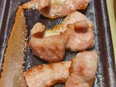 -铭牛烧肉·和牛海鲜自助(高新月牙湖店)