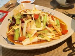 -肖四女乐山跷脚牛肉(世博源店)