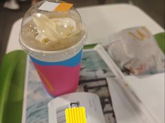 -麦当劳(中山八路店)
