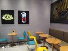 用餐区-DQ·蛋糕·冰淇淋(龙湖狮山天街店)