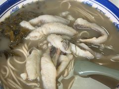 -明呈黄鱼面馆(斜土路店)