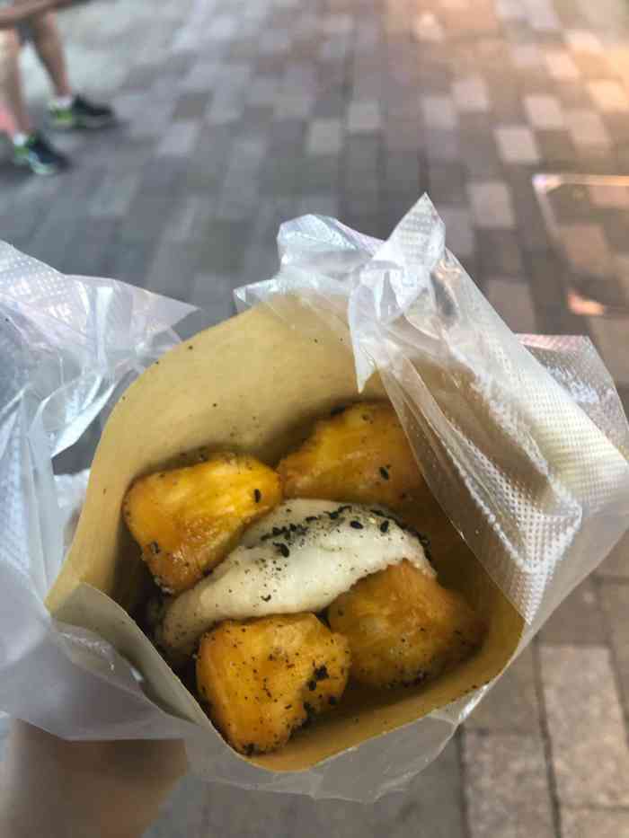 记亦抄纸巷·油条包麻糍(包河万达店)-"店在包河金街入口处 詹记旁边.