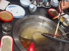 -醉董牛川派鲜肉自选火锅(烟台店)