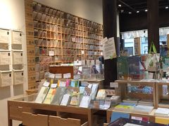 -猫的天空之城概念书店(杭州南宋御街店)