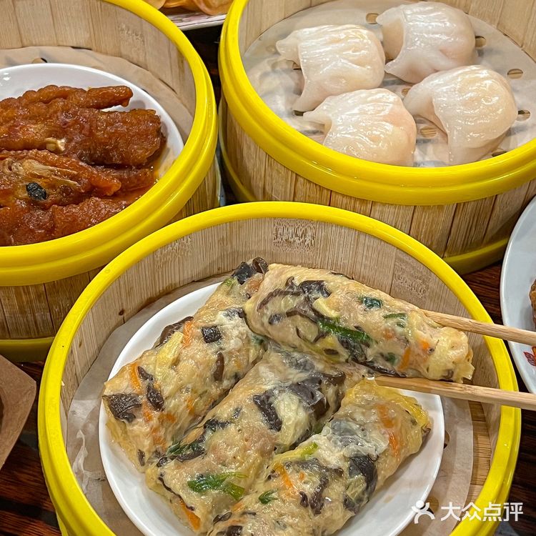 杭州坠地道的猪杂粥！真的好好吃！