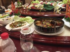 -顺峰海鲜酒楼(省府店)