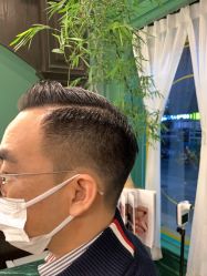 -海文先生国潮烫染男士理发馆
