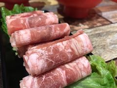 -虾弄弄海派小龙虾·牛羊蝎子火锅