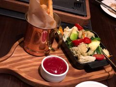 -恰餐厅及酒吧 CHAR Bar & Grill (北京丽都皇冠假日店)