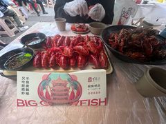 -肥肥虾庄·金牌油焖大虾(首义路店)