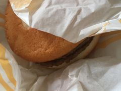 黑椒牛肉汉堡-麦当劳(安立路店)