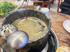 -鲁朗纳麦石锅鸡庄园