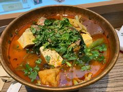 -成都你六姐·牛肉冒菜(上海环宇荟店)