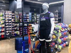 -迪卡侬(大英山店)