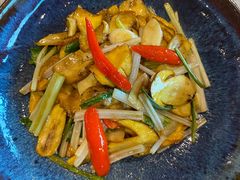 野芫荽炒牛肝菌-半山腰·云南菜(侨福芳草地店)