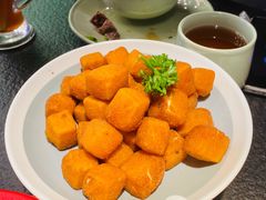 -蝴蝶里·粤菜·点心(滨江龙湖店)