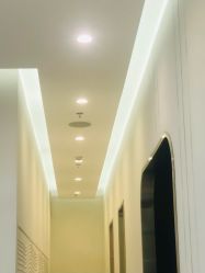 -AYO SALON