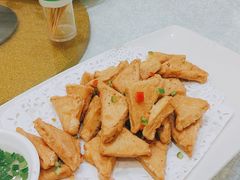 -三辣馆