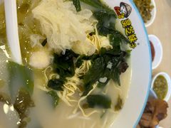 -灵芝妹子海鲜米线(凯德和平广场店)