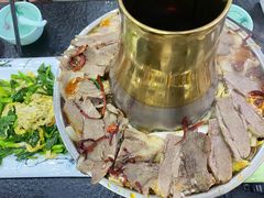 -撒拉人家.酸菜牦牛肉火锅