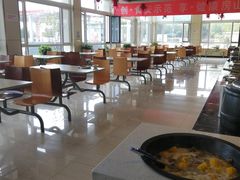 环境-窦店服务区-停车场