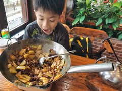 -老唐三下锅 ·张家界地标美食(溪布街店)