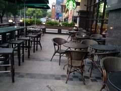 露天位-星巴克(上海汇锦里店)