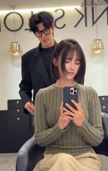 -SWANK SALON