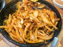 -喇喇排骨火锅·传统韩式脊骨汤(望京西园总店)