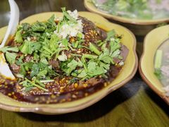 -小杨翘脚牛肉