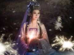 -九月鹰飞汉服摄影工作室